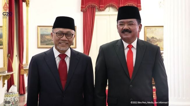 Menteri Perdagangan, Zulkifli Hasan dan Menteri ATR/BPN Marsekal TNI (Purn) Hadi Tjahjanto (tangkapan layar)