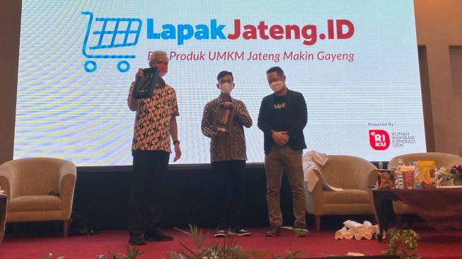 Lambungkan Ekonomi Kerakyatan dan UMKM, Pemprov Jateng Perkuat Penjualan Secara Online