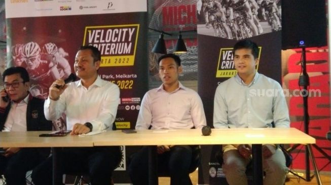 Konferensi pers Velocity Criterium di Senayan Park, Jakarta, Kamis (16/6/2022). [Suara.com/Arief Apriadi]