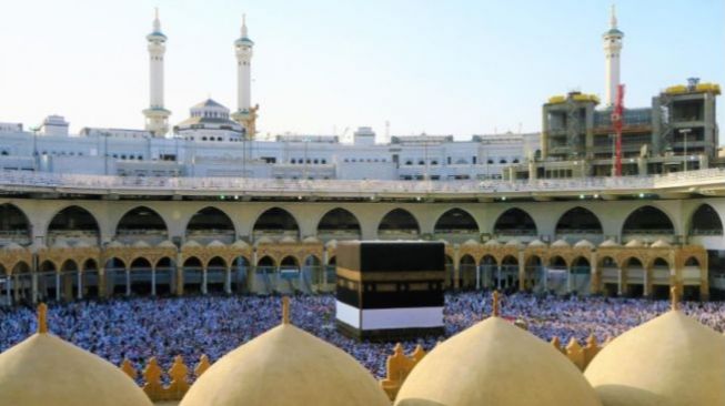Aturan Longgar, Jamaah Calon Haji Indonesia Tetap Disiplin Pakai Masker