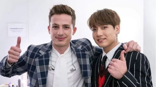 Charlie Puth dan Jungkook Akan Berkolaborasi Untuk Single 'Left and Right' (Soompi)