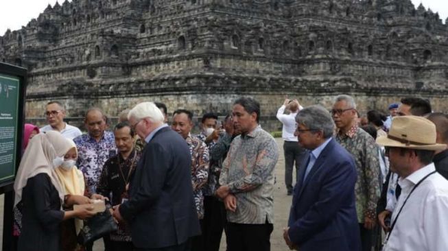 Kesan Presiden Jerman Frank-Walter Steinmeier Baru Pertama Kali ke Candi Borobudur