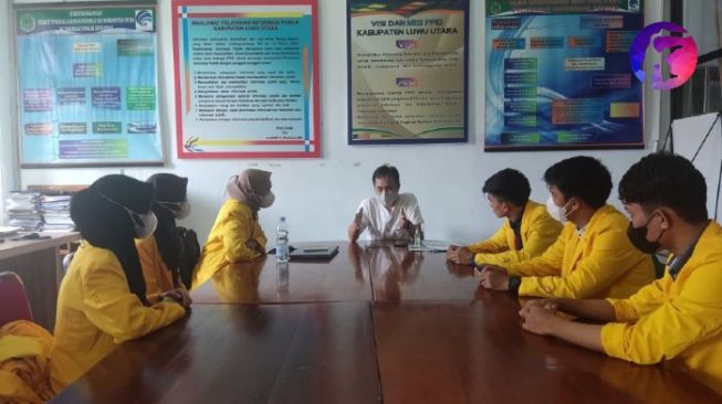 Pranata Humas Lutra Motivasi Mahasiswa PDK Uncokro Bekerja Produktif