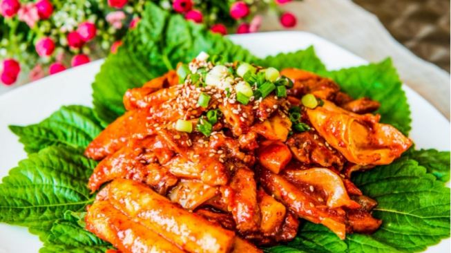 7 Makanan Khas Korea Terpopuler di Indonesia Ttekbokki sampai Oden