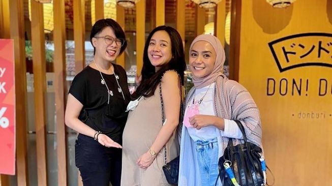 Potret Kompak Leony dan Dea Ananda (Instagram/leonyvh)