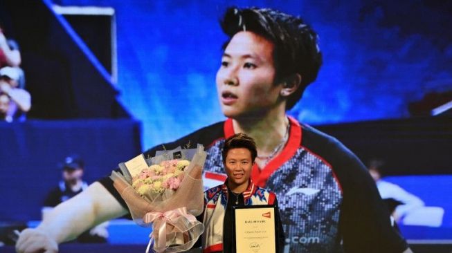 Liliyana Natsir Terima Penghargaan BWF Hall of Fame di Istora Senayan