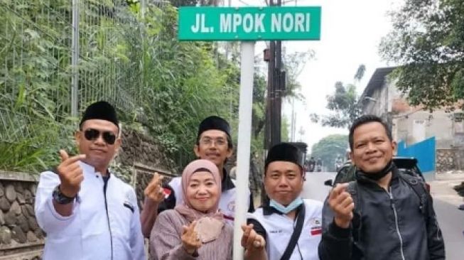 6 Momen Penamaan Jalan Mpok Nori di Jakarta, Keluarga Ungkap Rasa Terima Kasih ke Anies Baswedan