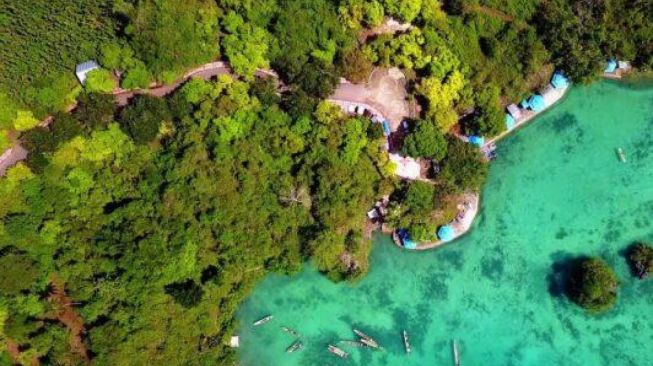 Loghia, Desa Tua dengan Objek Wisata Terpendam