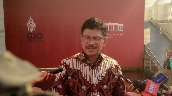 Menteri Plate Bantah Beri Ruang untuk Judi Online