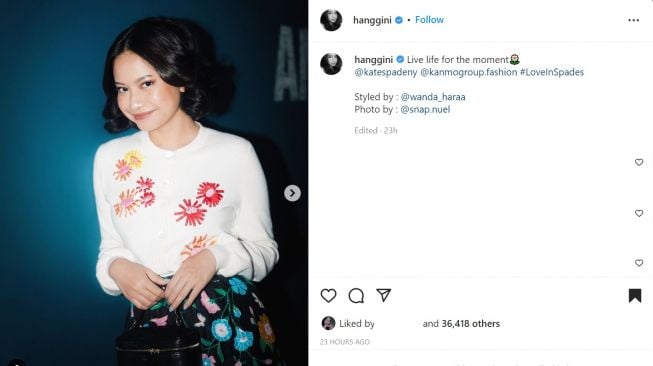 Foto: Hanggini Kenakan Outfit Penuh Bunga, Cantiknya Nggak Pernah Gagal (instagram/hanggini)