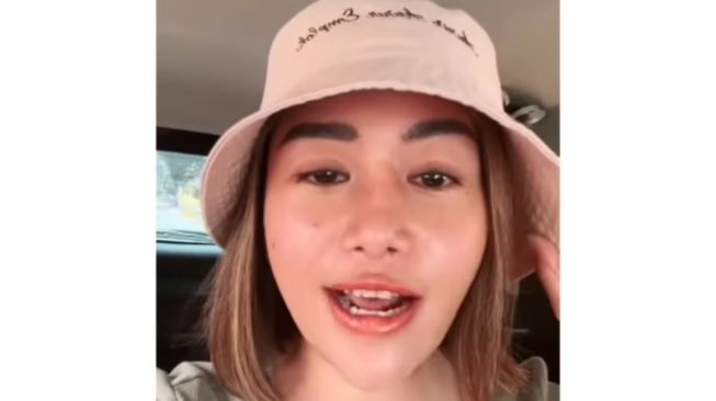 Lubang Hidung Youtuber Farida Nurhan Jadi Kecil Sebelah Setelah Tiga Kali Operasi: Apa Ini Gagal?