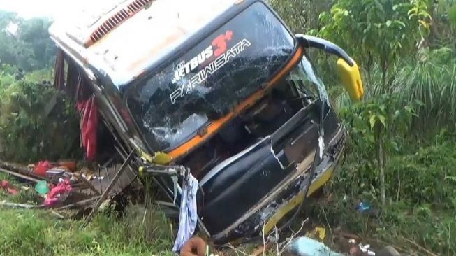 Kecelakaan Bus di Tabanan Celakai Warga Lokal Hingga WNA, Polisi Panggil Perusahaan Bus