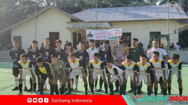 Cegah Kenakalan Remaja, Bhabinkamtibmas Gelar Tournament Futsal AYG 2022