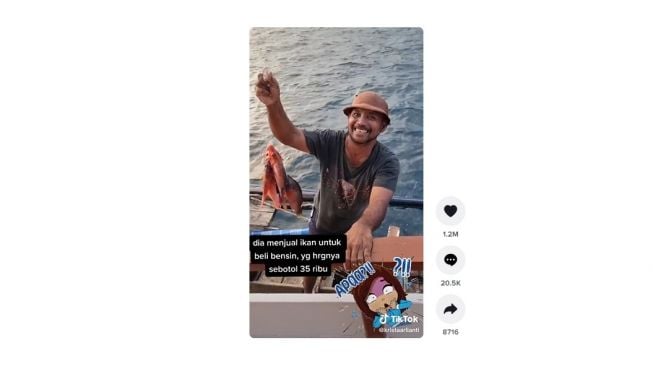 Kehabisan bensin kapal, nelayan terpaksa jual ikan tangkapannya. [TikTok]