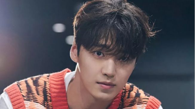 Agensi Umumkan Aktor Lee Tae Hwan segera Memulai Wajib Militer