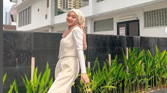 Nathalie Holscher Menangis Minta Maaf, Putri Delina Disindir Netizen: Kurang Bersyukur Punya Bunda