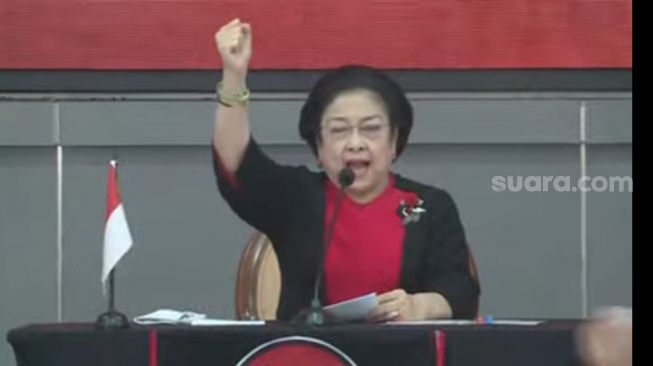 Curhat di Depan Jokowi, Megawati Ngaku Dicemooh Banyak Orang hingga Dicueki Tentara Gegara Teriak Merdeka