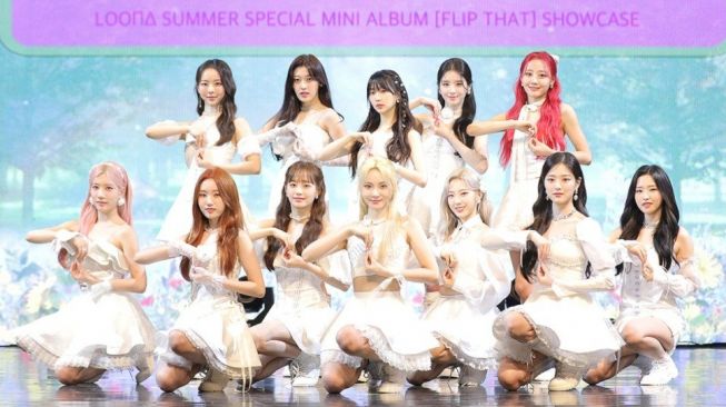 Comeback dengan Album 'FL!P THAT', LOONA Persiapkan Tur Amerika Utara