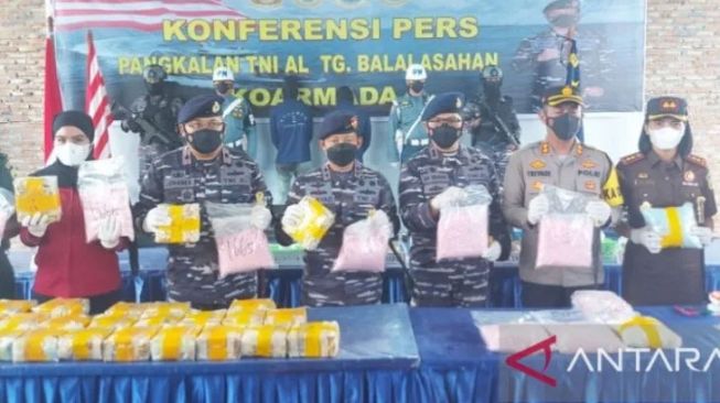 Selundupkan 29 Kg Sabu dan Ekstasi dari Malaysia, Dua Warga Tanjung Balai Ditangkap