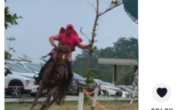 Viral Gegara Videonya Tersebar di Medsos, Atlet Panahan Berkuda yang Raih Medali di Turki Ini Ikutan Main TikTok