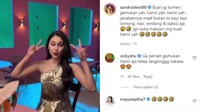 Unggahan Sandra Dewi, yang disebut warganet lebih gemuk. [Instagram]