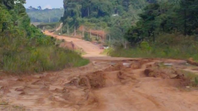 KPK menemukan sejumlah proyek dan aset-aset mangkrak di Kutai Barat, Kalimantan Timur. (Dok KPK)