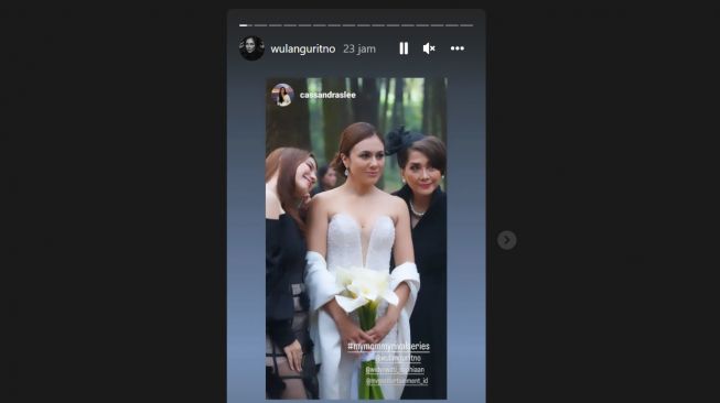 Wulan Guritno dalam balutan busana pengantin (instagram/wulanguritno)
