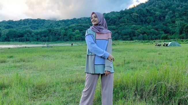 Potret Nabila Ishma Healing di Wisata Alam (Instagram/@nabilaishma)