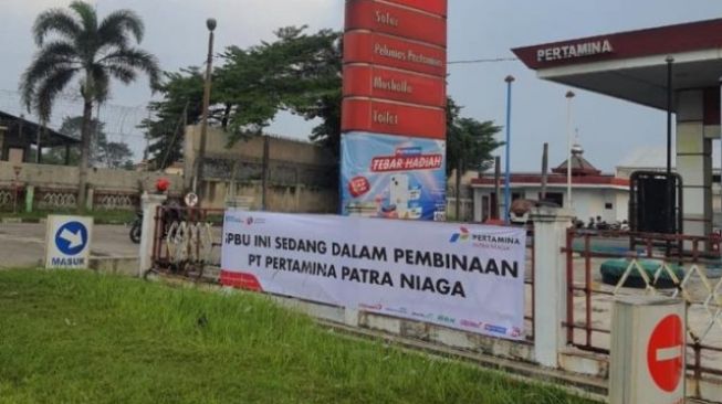 SPBU Gorda di Jalan Raya Serang-Jakarta Disegel Pertamina. [Bantennews]