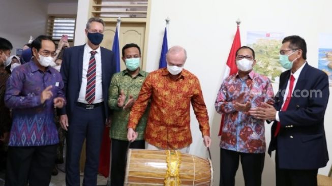 Kantor Konsulat Prancis di Kota Makassar Diresmikan oleh Duta Besar Prancis Oliver Chambard