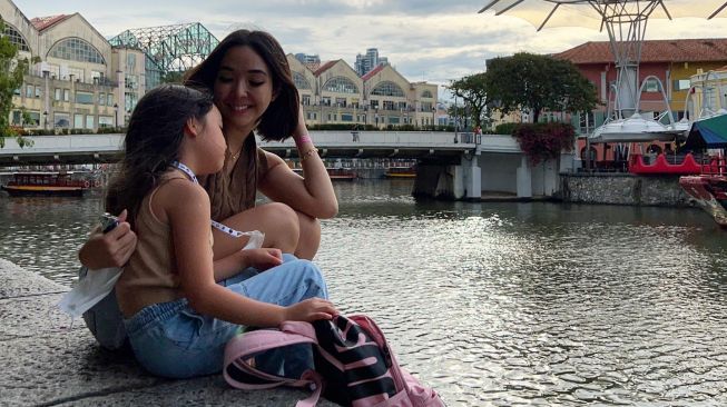 Gisella Anastasia and Gempi moments on vacation in Singapore (Instagram/@gisel_la)