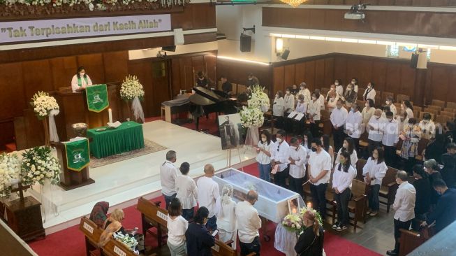 Ibadah tutup peti Rima Melati di GPIB Paulus, Jakarta Pusat, Sabtu (25/6/2022) [Suara.com/Ficky Ramadhan]