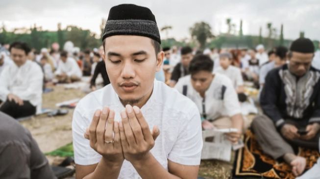 Niat Sholat Idul Adha Lengkap dengan Tata Cara dan Waktu Pelaksanaannya