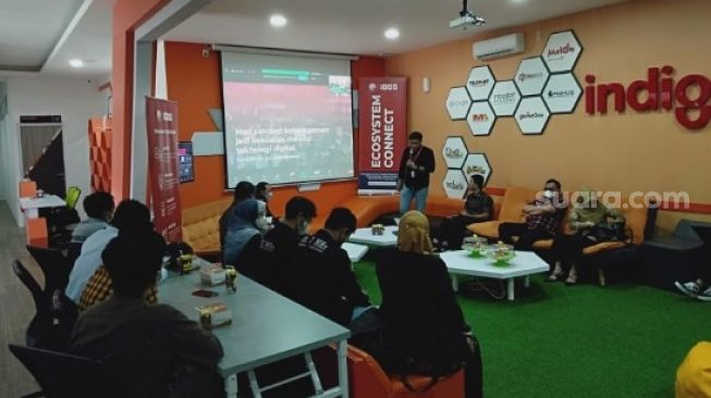 FGD Ecosystem Connect Startup di Sulawesi Selatan & Sulawesi Barat “Pemetaan Isu dan Potensi Daerah Dalam Pengembangan Usaha Rintisan Berbasis Teknologi Digital” di Kota Makassar, Jumat 24 Juni 2022 [SuaraSulsel.id/Muhammad Yunus]