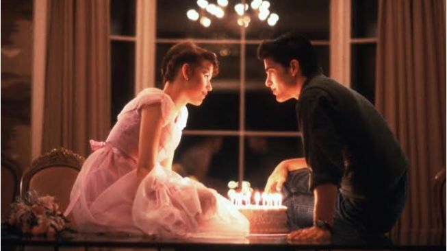 Sinopsis Film Sixteen Candles: Kesialan di Ulang Tahun Ke-16