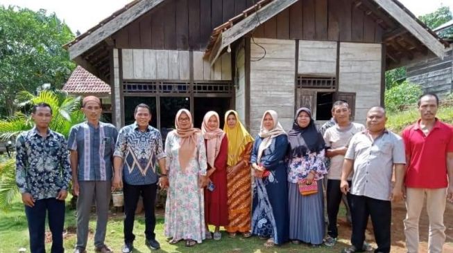 Ketua DPRD Tebo Tampung Keluh Kesah Warga Desa Cermin Alam Soal Jalan