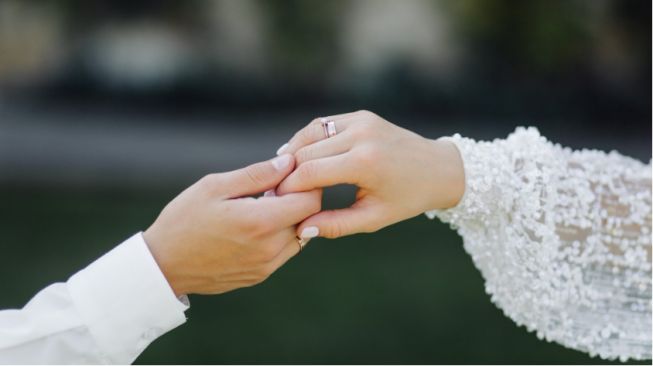 5 Hal yang Harus Anda Lakukan dari Sekarang untuk Persiapan Pernikahan