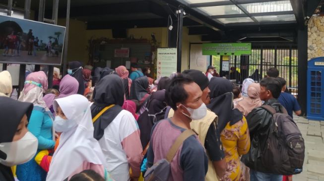 Hari Senin Rasa Akhir Pekan, Lembang Diserbu Wisatawan di Hari Pertama Libur Sekolah