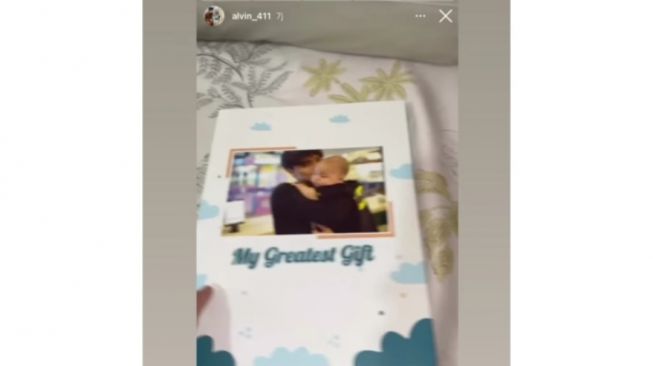 hadiah Alvin Faiz untuk Yusuf (Instagram/@rumpi_gosip)