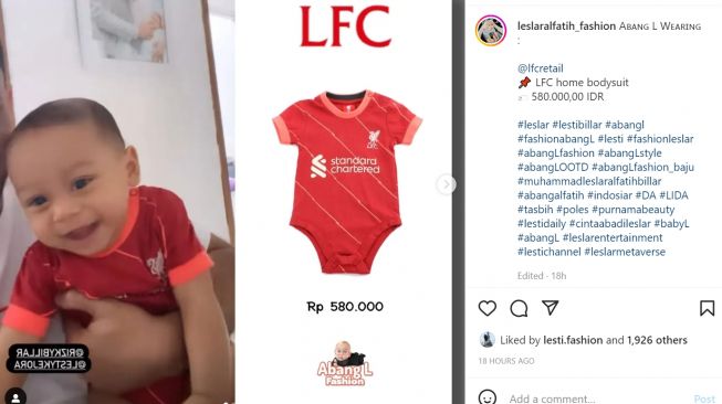 Baby L kenakan baju bola sembari senyum menggemaskan, warganet syok karena harganya ternyata murah (Instagram/leslaralfatih_fashion)
