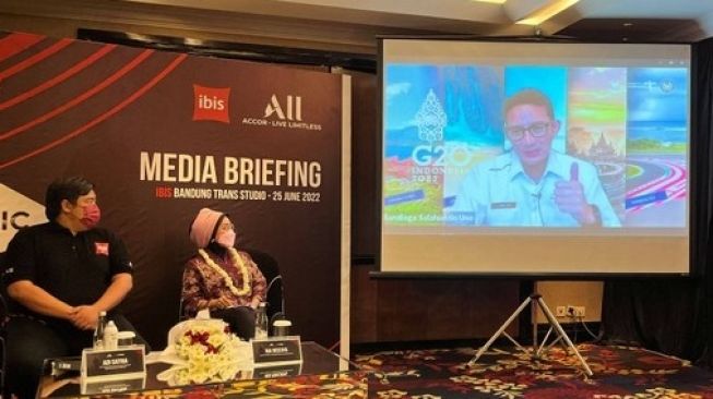 Menparekraf Sandiaga Uno dalam video sambutan media briefing ibis Music di ibis Trans Studio Bandung, Sabtu (25/6/2022). 