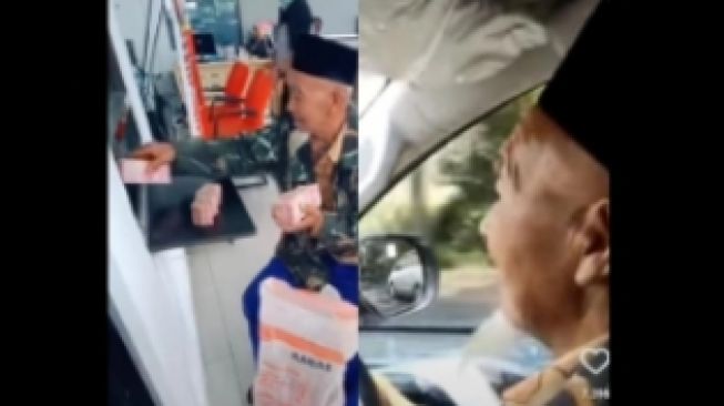 Kakek-kakek Beli Mobil Pajero secara Tunai, Potret Karung Isi Uang Segepoknya Viral
