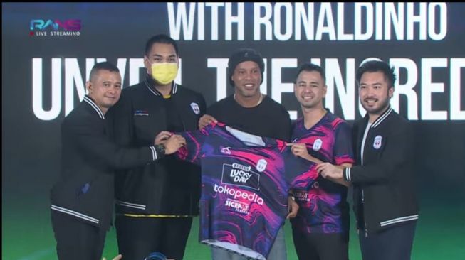 Semangat Jalani Musim Baru, RANS Nusantara FC Perkenalkan Jersey Sekaligus Sponsor Baru