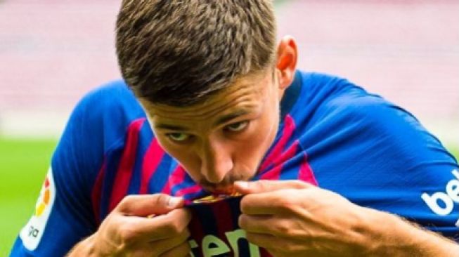 Tottenham akan Dapatkan Jasa Bek Tengah Barcelona, Clement Lenglet?