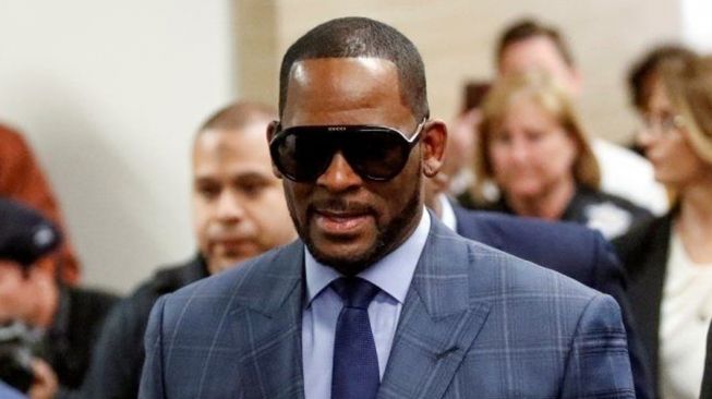 Terjerat Kasus Pelecehan Seksual, Penyanyi R&B R. Kelly Divonis 30 Tahun Penjara