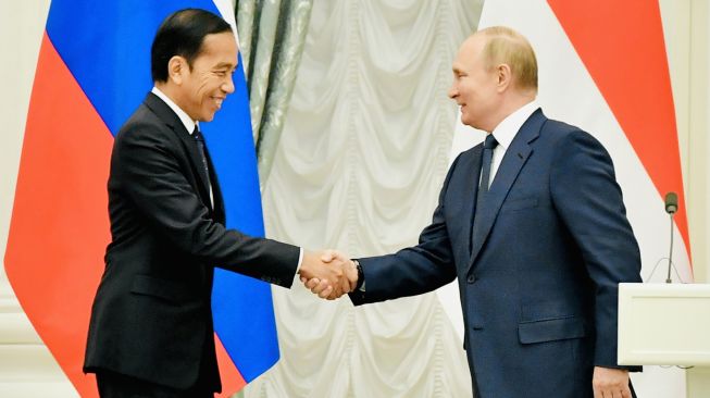 Sibuk Temui Putin hingga Terbang ke Abu Dhabi, Jokowi Sudah Tahu Kabar Menpan RB Tjahjo Wafat