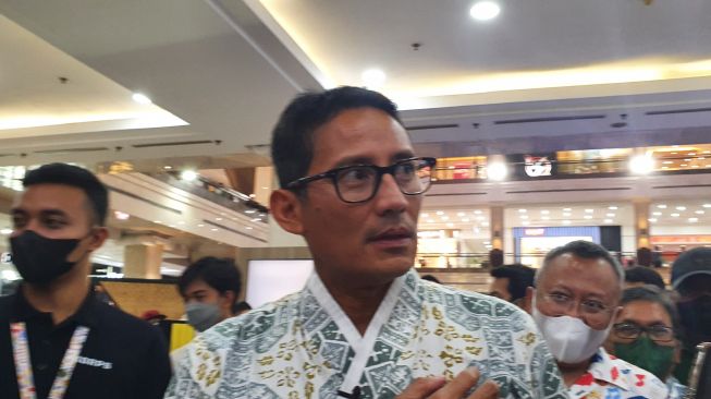 Menteri Pariwisata dan Ekonomi Kreatif (Menparekraf) Sandiaga Salahuddin Uno. [Hiskia Andika Weadcaksana / SuaraJogja.id]