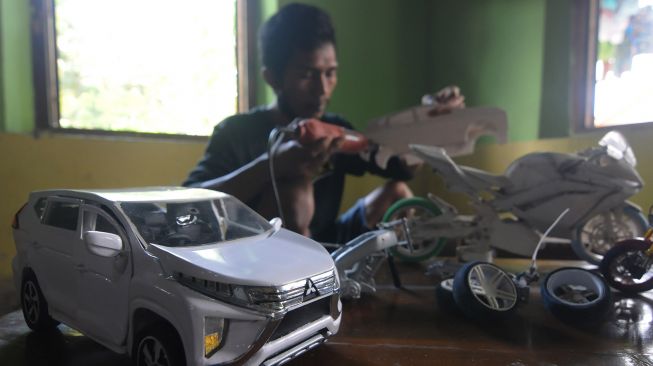 Miniatur moge dari limbah paralon asal Temanggung tembus AS