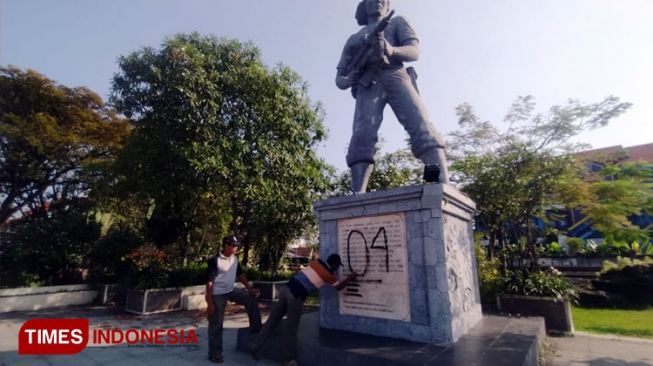 Monumen Kadet Soewoko Lamongan Jadi Korban Vandalisme