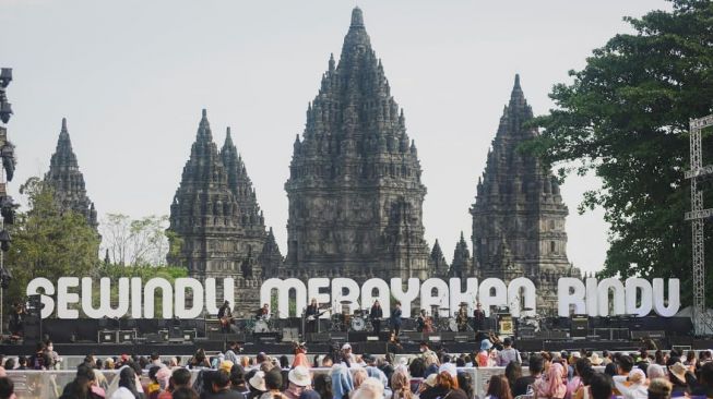 5 Momen Seru di Prambanan Jazz 2022: Fariz RM Disko, Andien Pakai Beskap!